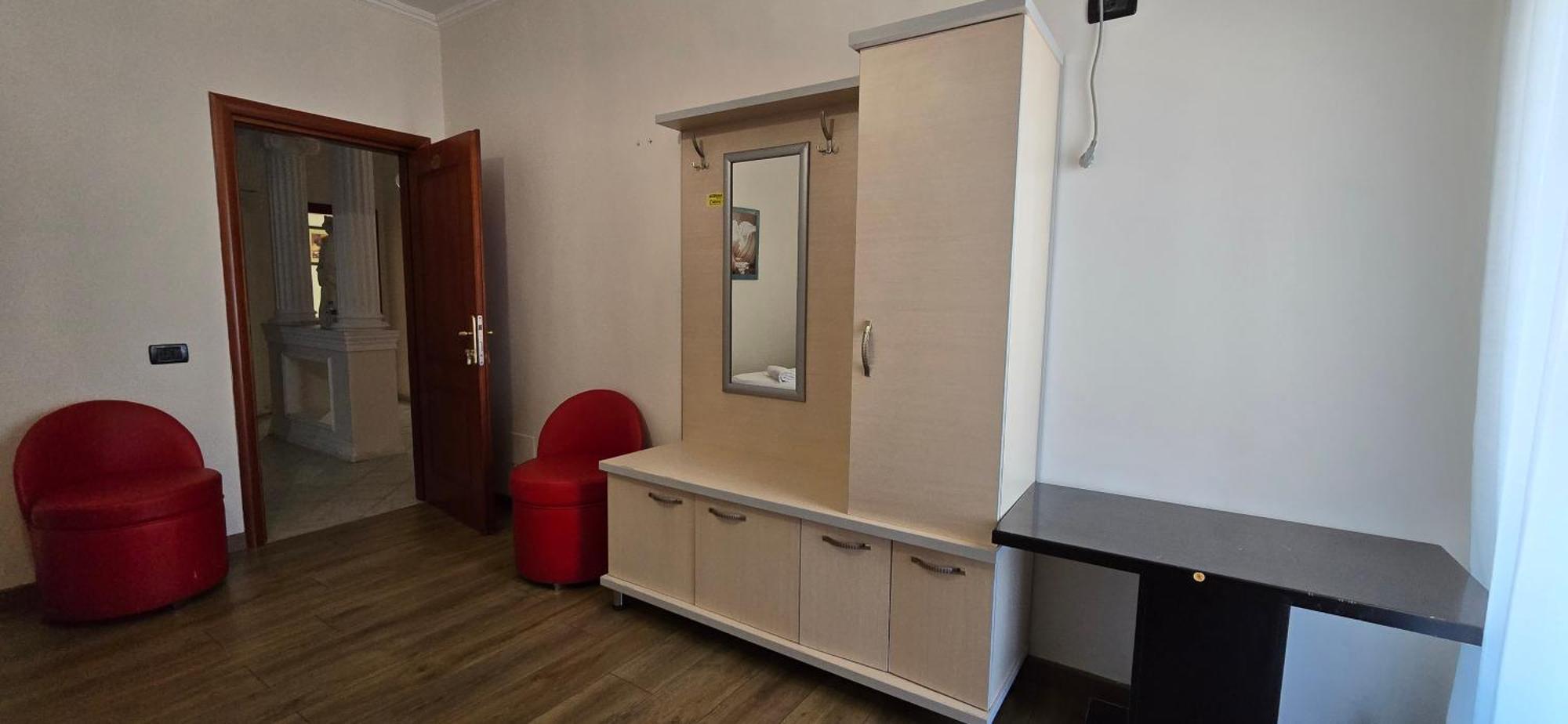 Koa Hotel Tirane Exterior foto